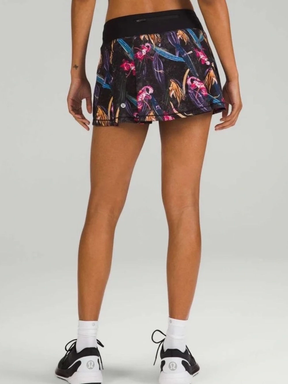 Lululemon pace revival mid-rise skirt - size 4